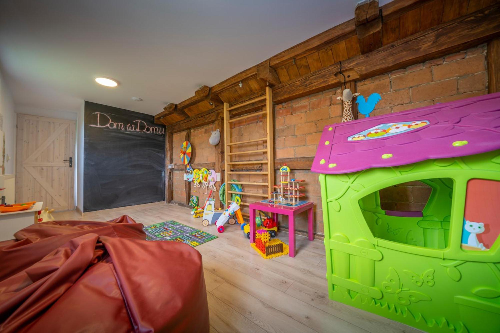 Gajowka  Dom W Domu - Izera Glamping Bed & Breakfast エクステリア 写真